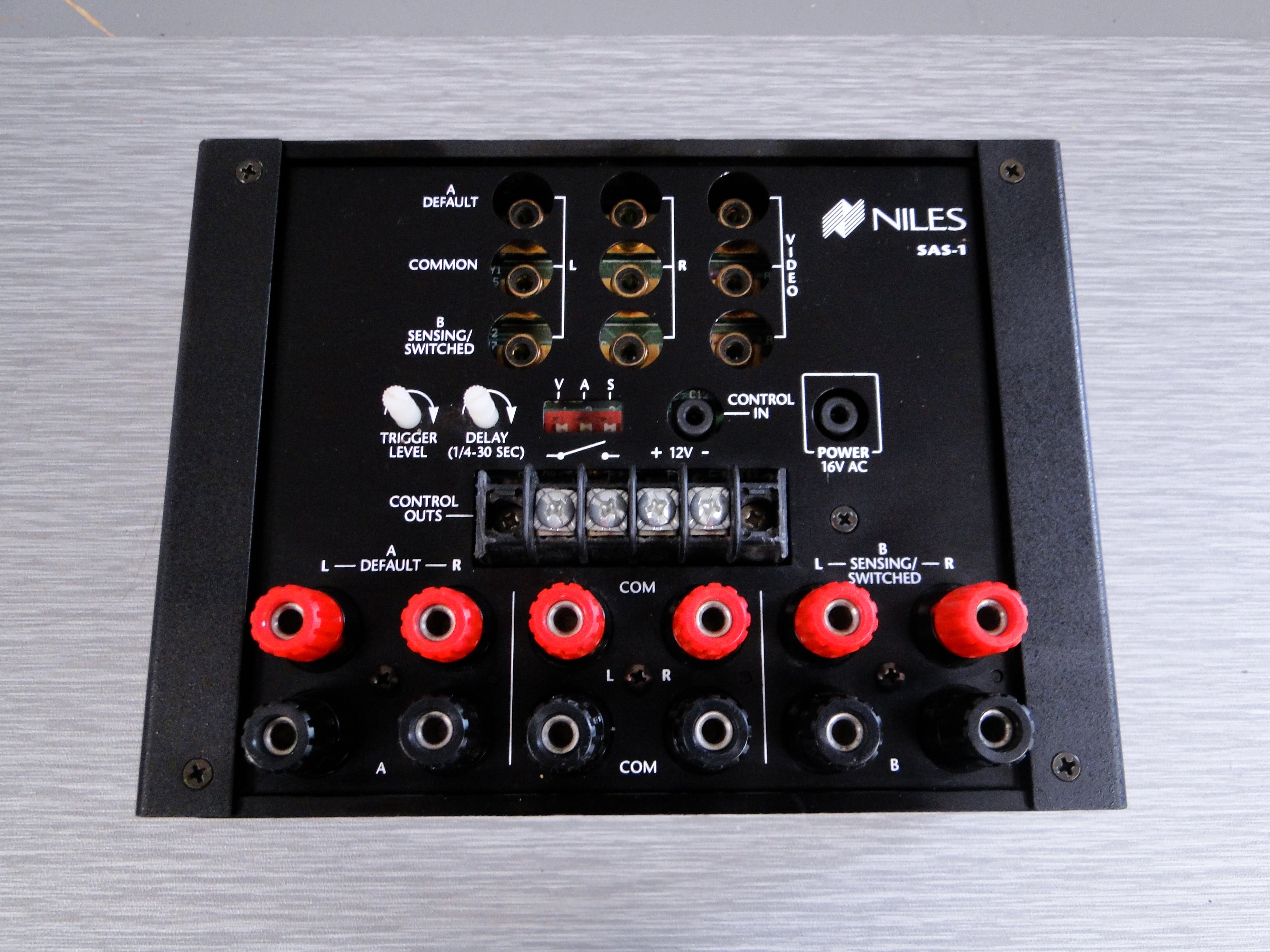 Niles SAS-1 Combination Speaker - Level A-B Switching System – The