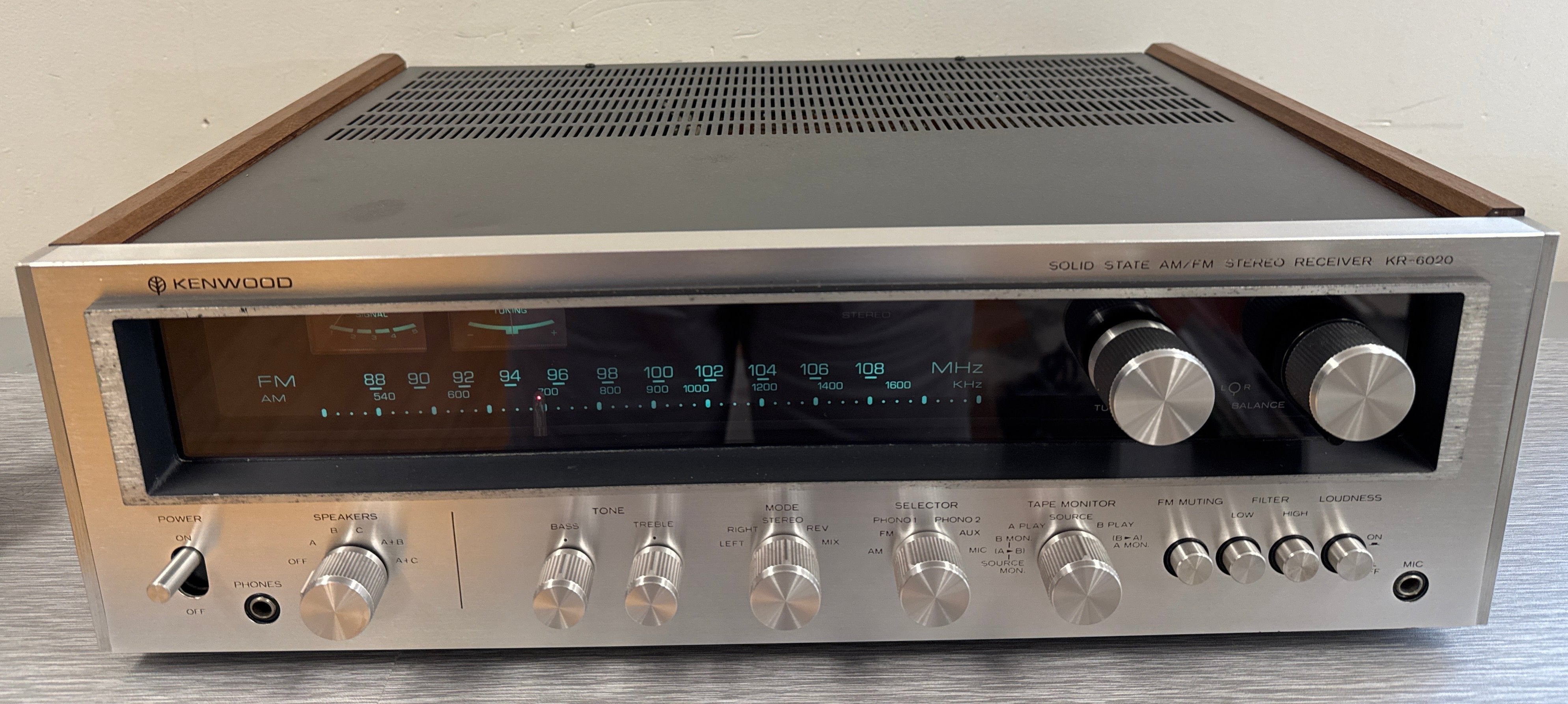 Kenwood KR6020 ( AKA KR6400 ) Stereo Receiver * 45W RMS – The
