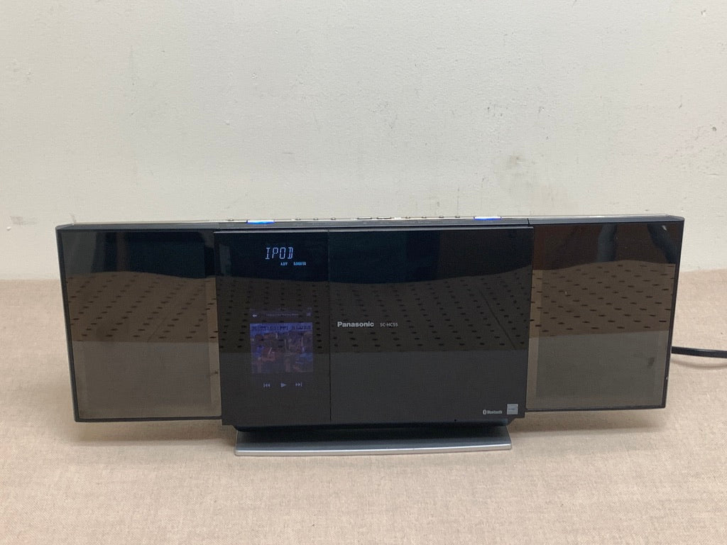 Panasonic SC-HC55 Bluetooth CD AM/FM Radio Aux Dock w/ 2nd Gen iPod Touch