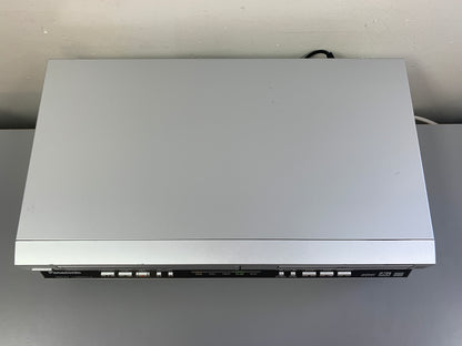 Panasonic PV-D4743S DVD/VCR Player