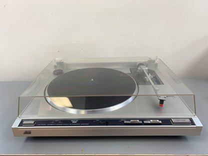 JVC QL-F300 Fully Automatic Turntable