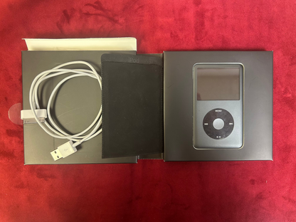 Apple iPod Classic Black A1238 180gb *New Battery *Accessories