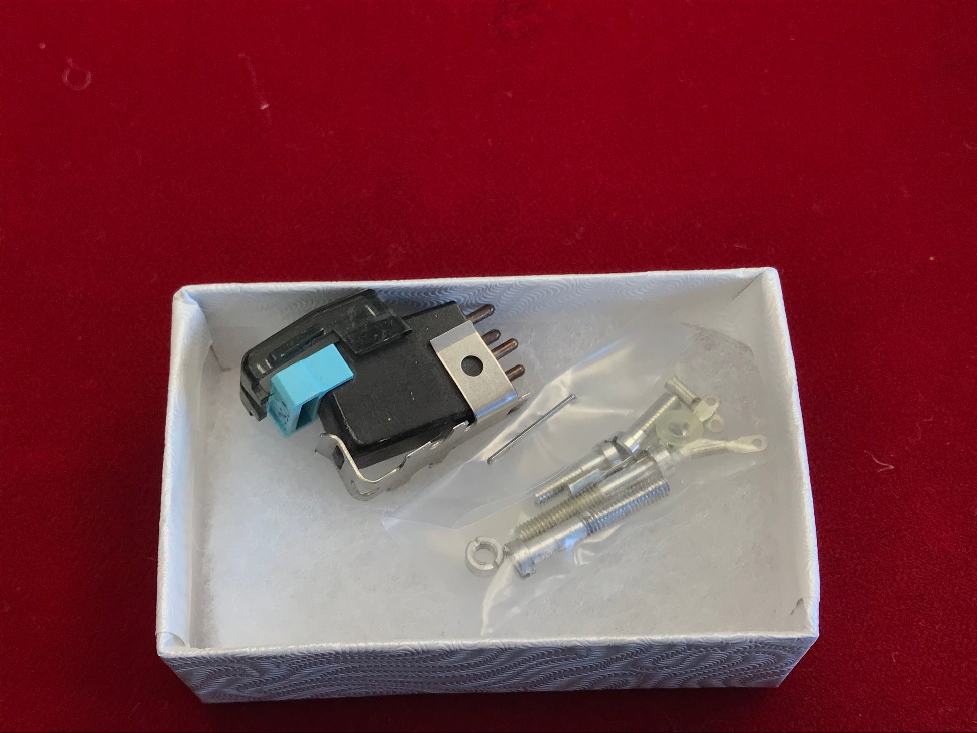 Diamant neuf compatible Yamaha N5000 NOS generic stylus Diamant neuf compatible Yamaha N5000 NOS generic stylus