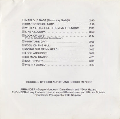 Sergio Mendes & Brasil '66* : Greatest Hits (CD, Comp, RE, RP)