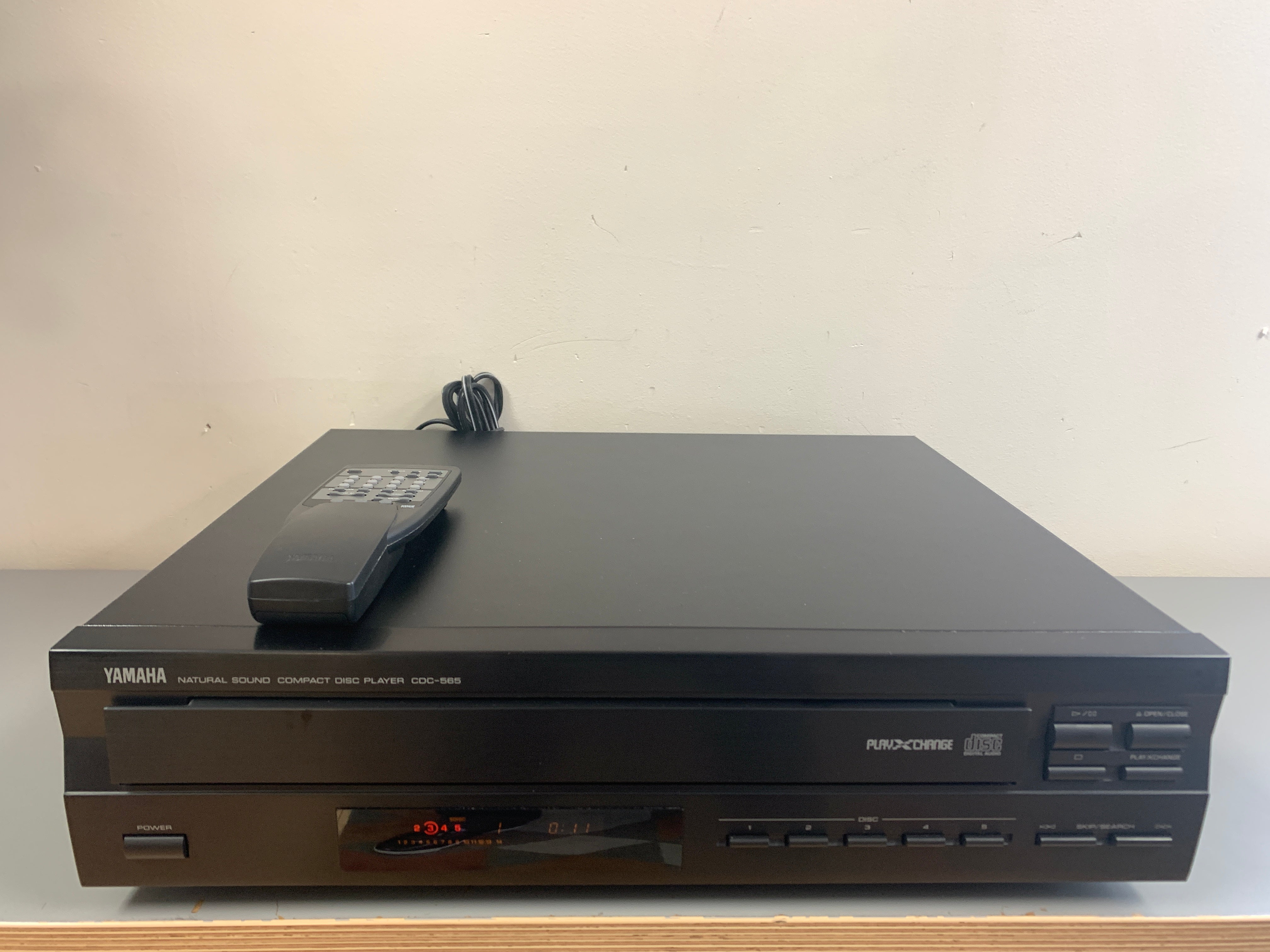 Yamaha CDC-565 CD Changer * remote