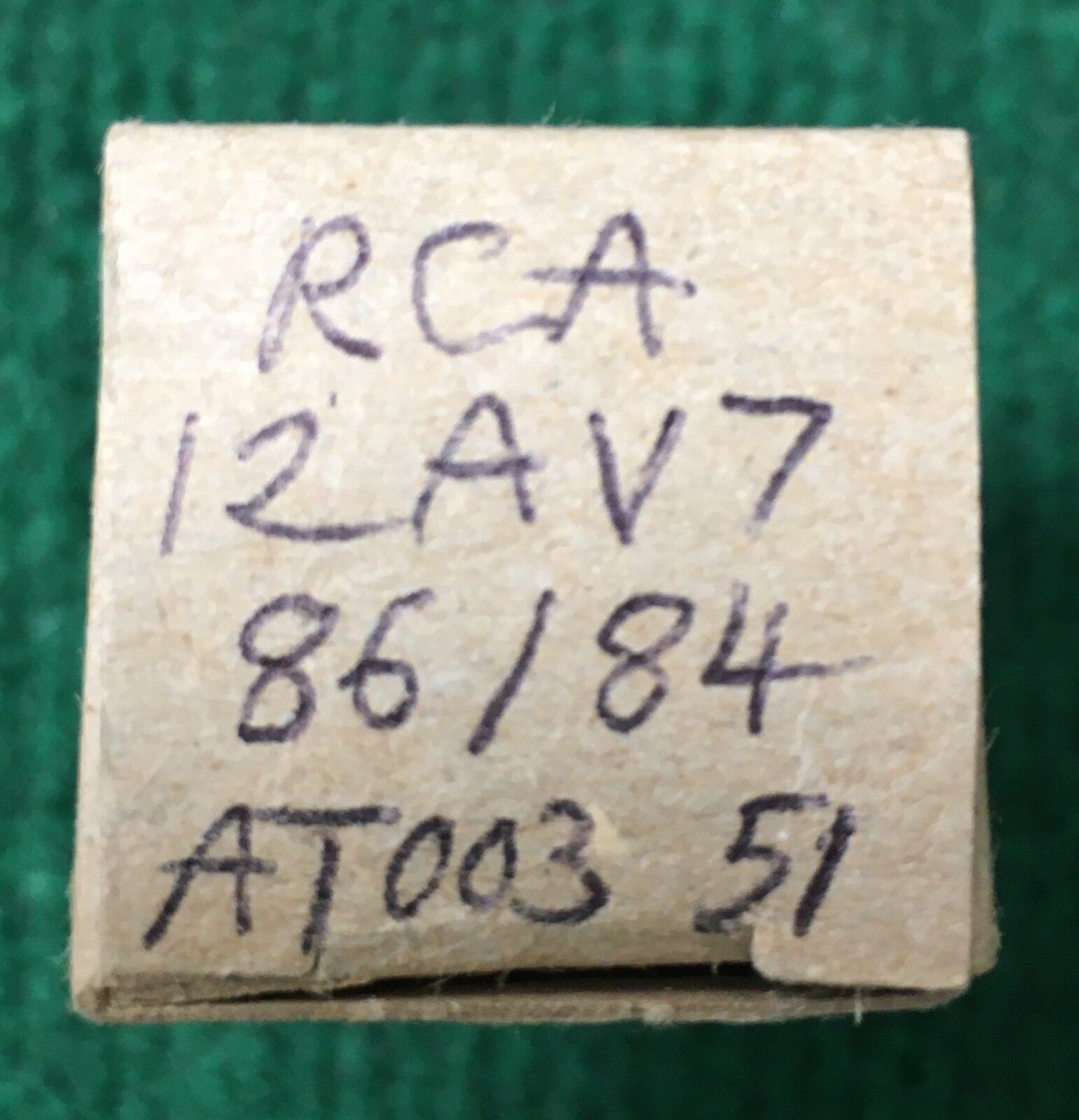 RCA 12AV7 * 86%/84%