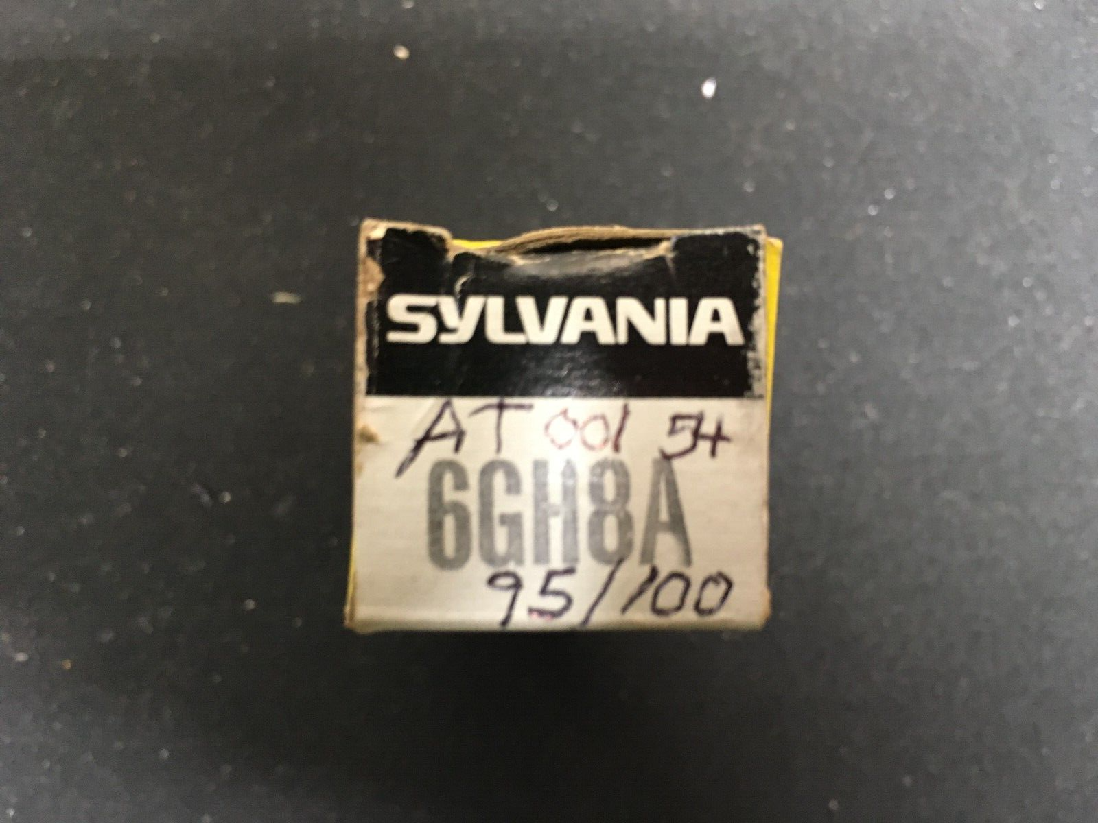 Sylvania 6GH8A Vacuum Tube * Tested 95/100