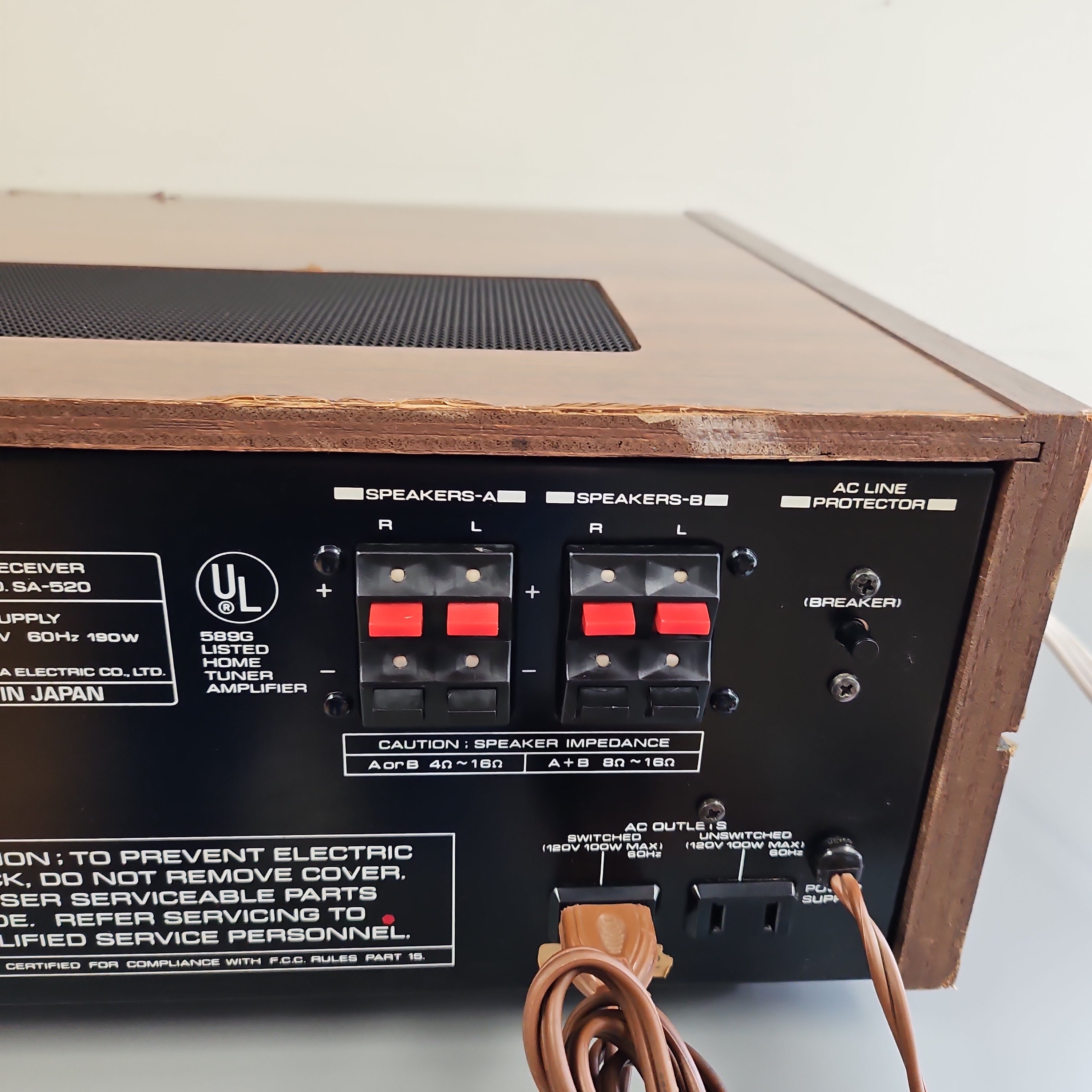 Toshiba SA-520 Stereo Receiver * $100 Flat Ship CONUS Only – The