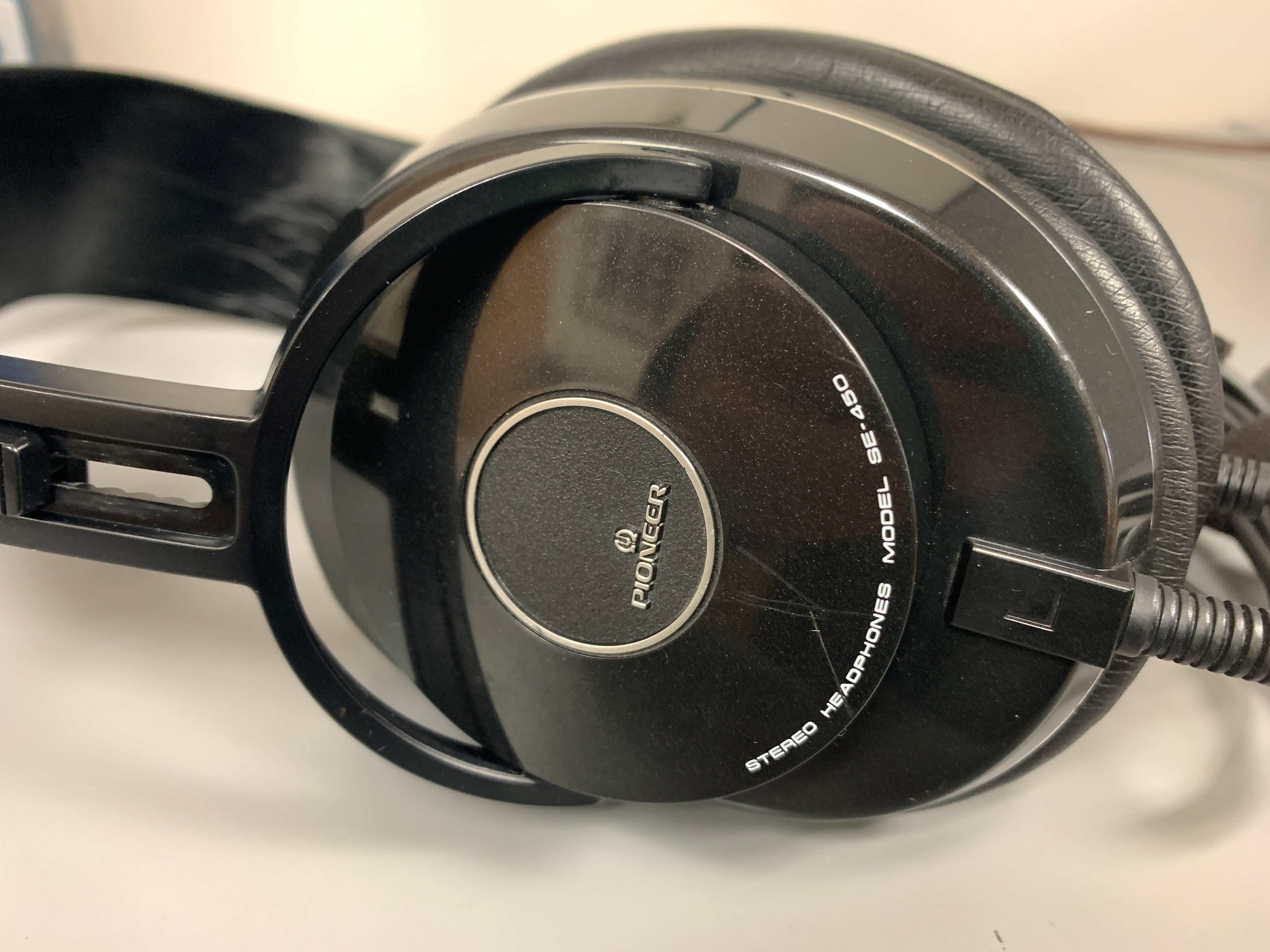 Pioneer SE-450 Headphones – The Turntable Store