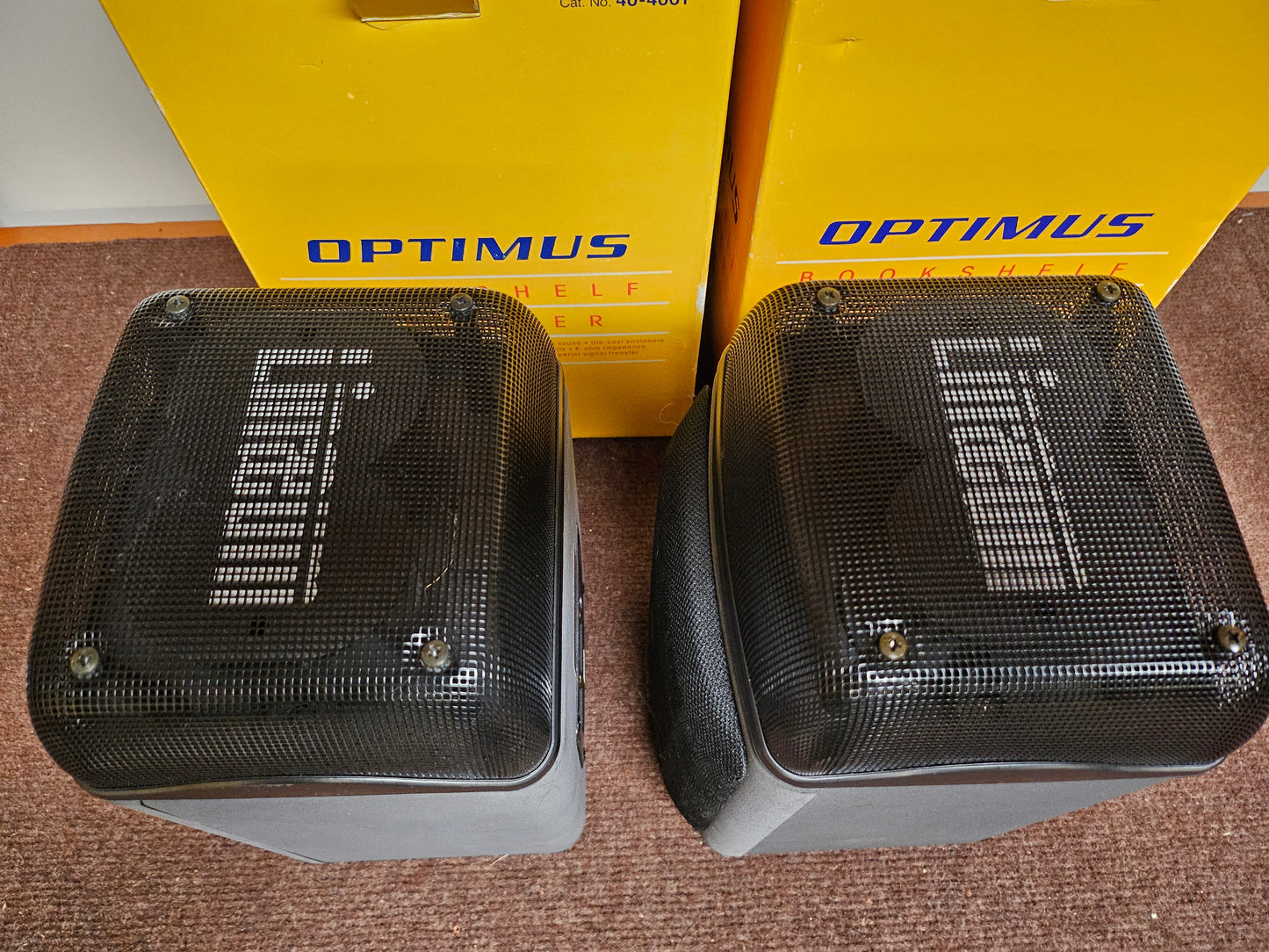 Optimus PRO-LX5 Bookshelf Speakers * Box