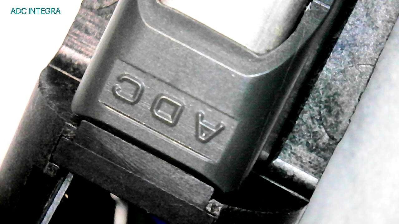 ADC Integra XLM II cartridge mounted on headshell * Low Hours * See Pics !!