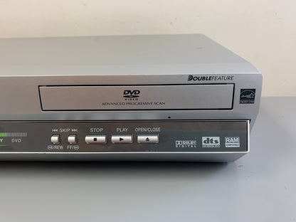 Panasonic PV-D4743S DVD/VCR Player