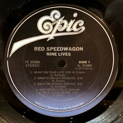 REO Speedwagon : Nine Lives (LP, Album, JG/)