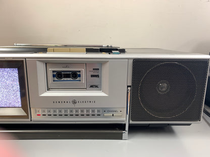General Electric 4CM3326X BoomBox * TV * Micro-Cassette Walkman