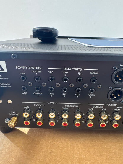 McIntosh C46 Stereo Preamplifier * Like New * Box * Manual * Remote