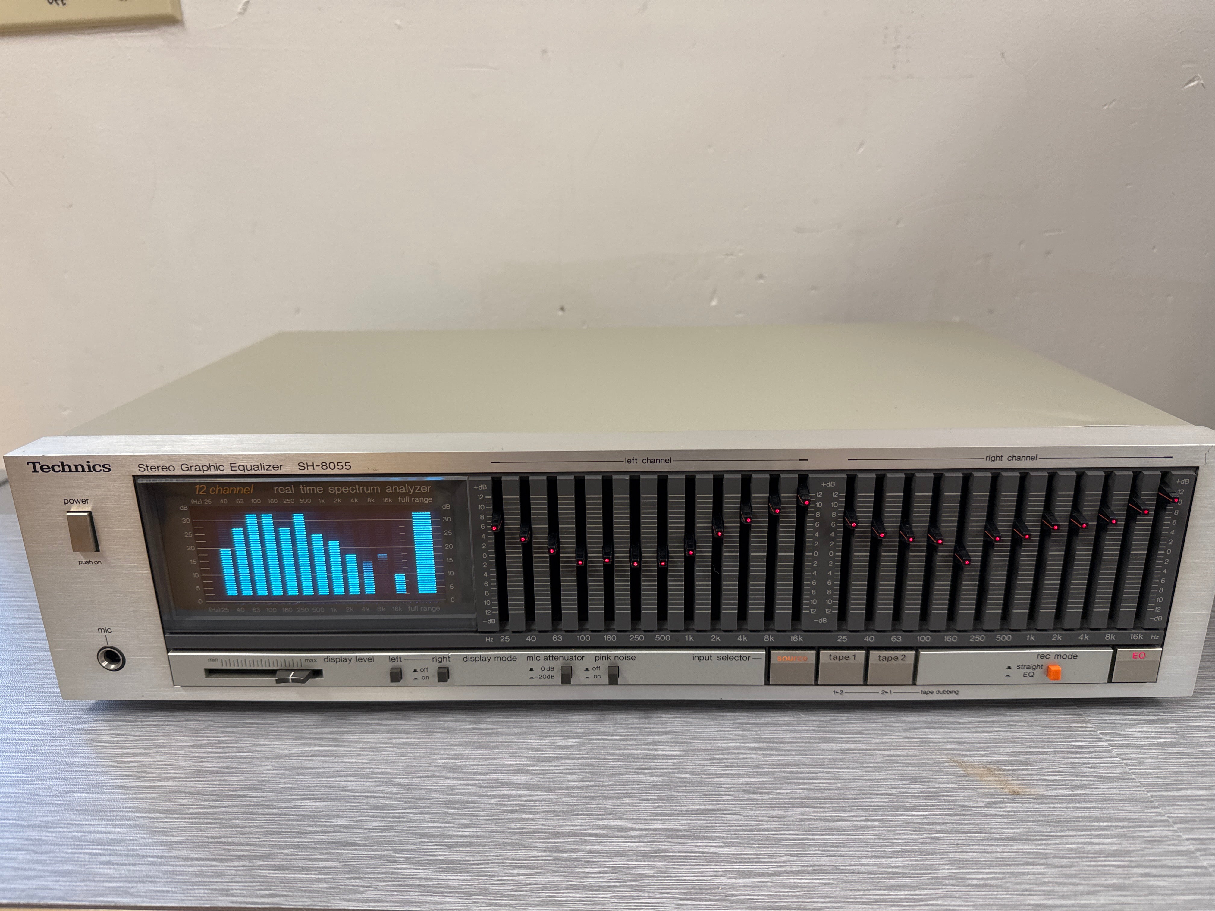 Technics SH-8055  Stereo Graphic Equalizer (1983-89)