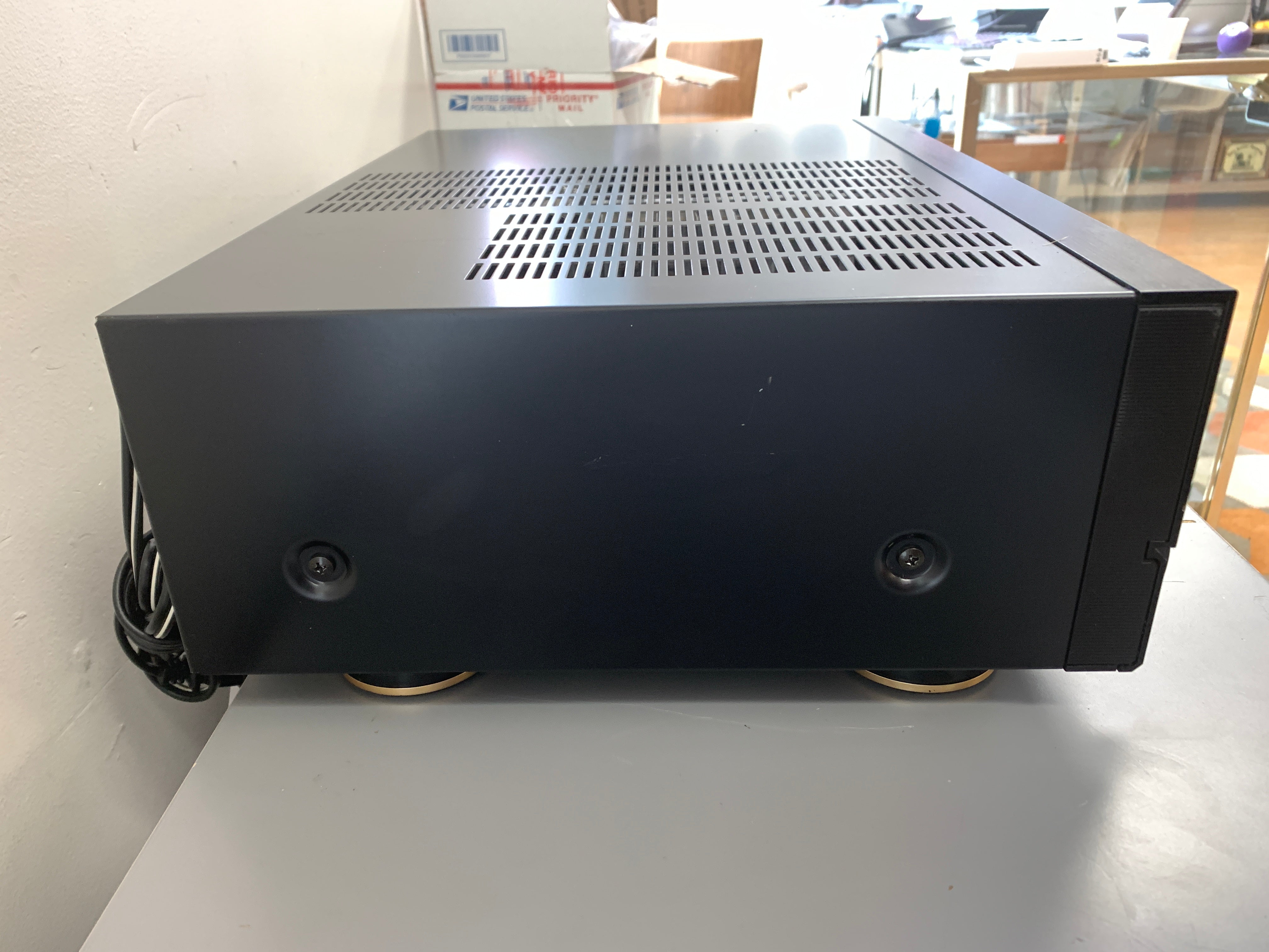 Denon PMA-720 Stereo Integrated Amplifier – The Turntable Store