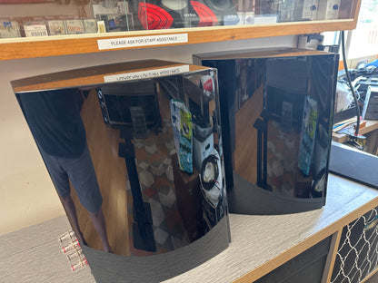 Aerial Acoustics 5T High Gloss Ebony Speakers with Kanto Metal Stands