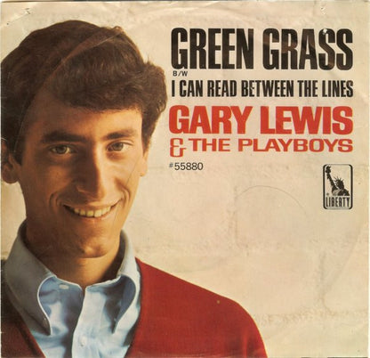 Gary Lewis & The Playboys : Green Grass / I Can Read Between The Lines (7", She)