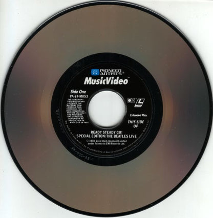 The Beatles : Ready Steady Go! Special Edition / The Beatles Live (Laserdisc, 8", S/Sided, RE, S/Edition, NTSC, CLV)