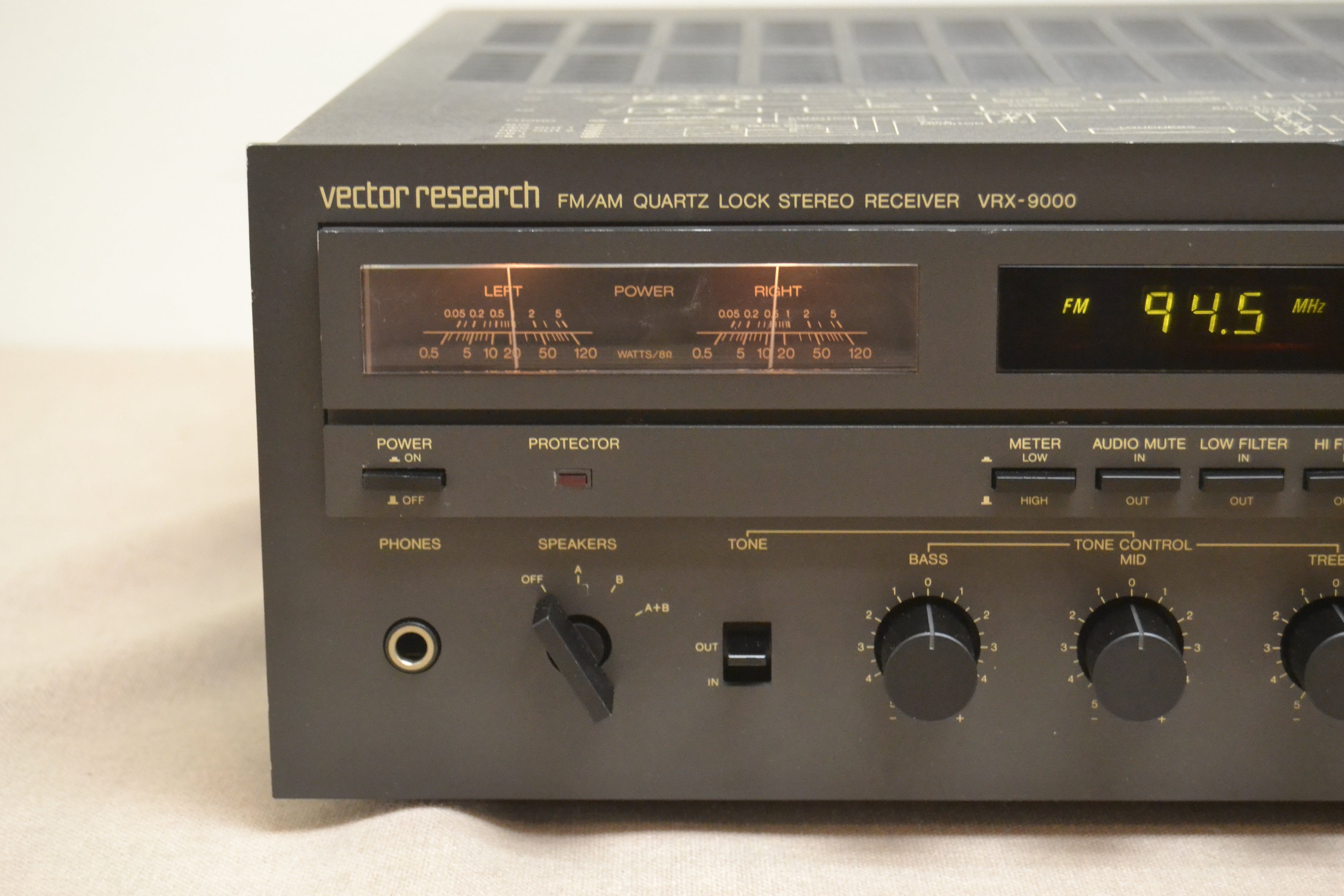 Vector Research VRX-9000 Stereo Receiver * 80W RMS * 1980