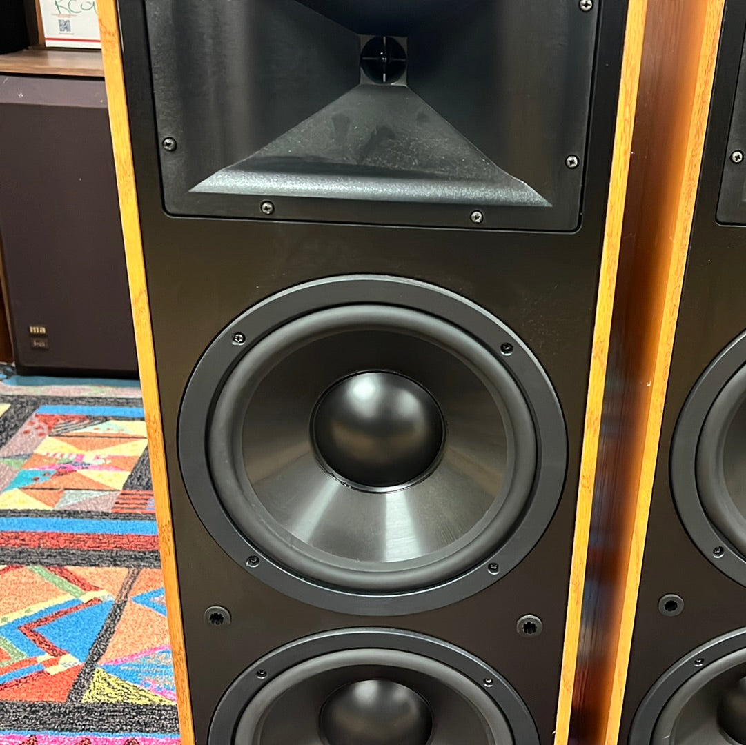 Klipsch KLF10 Medium Oak Floor Standing Speakers – The Turntable Store