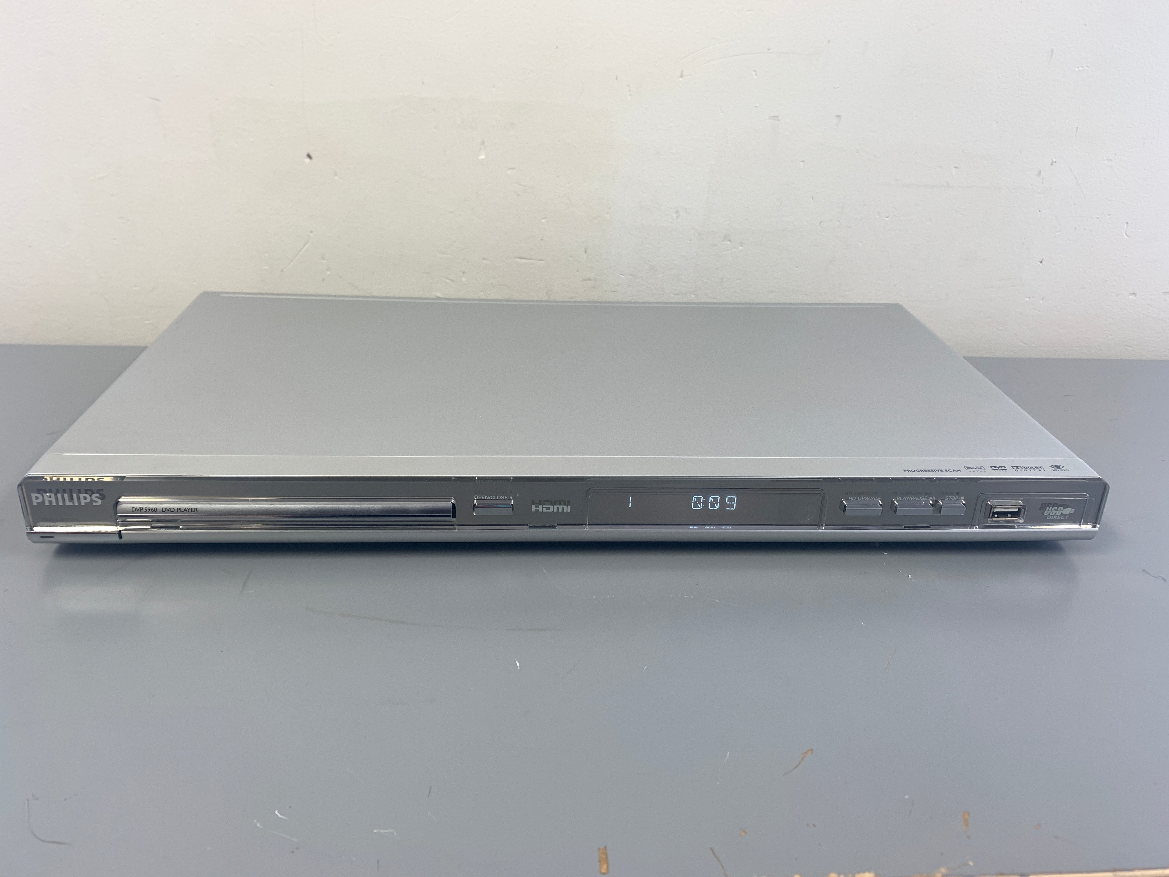 Philps DVP5960/37 DVD/CD Player – The Turntable Store