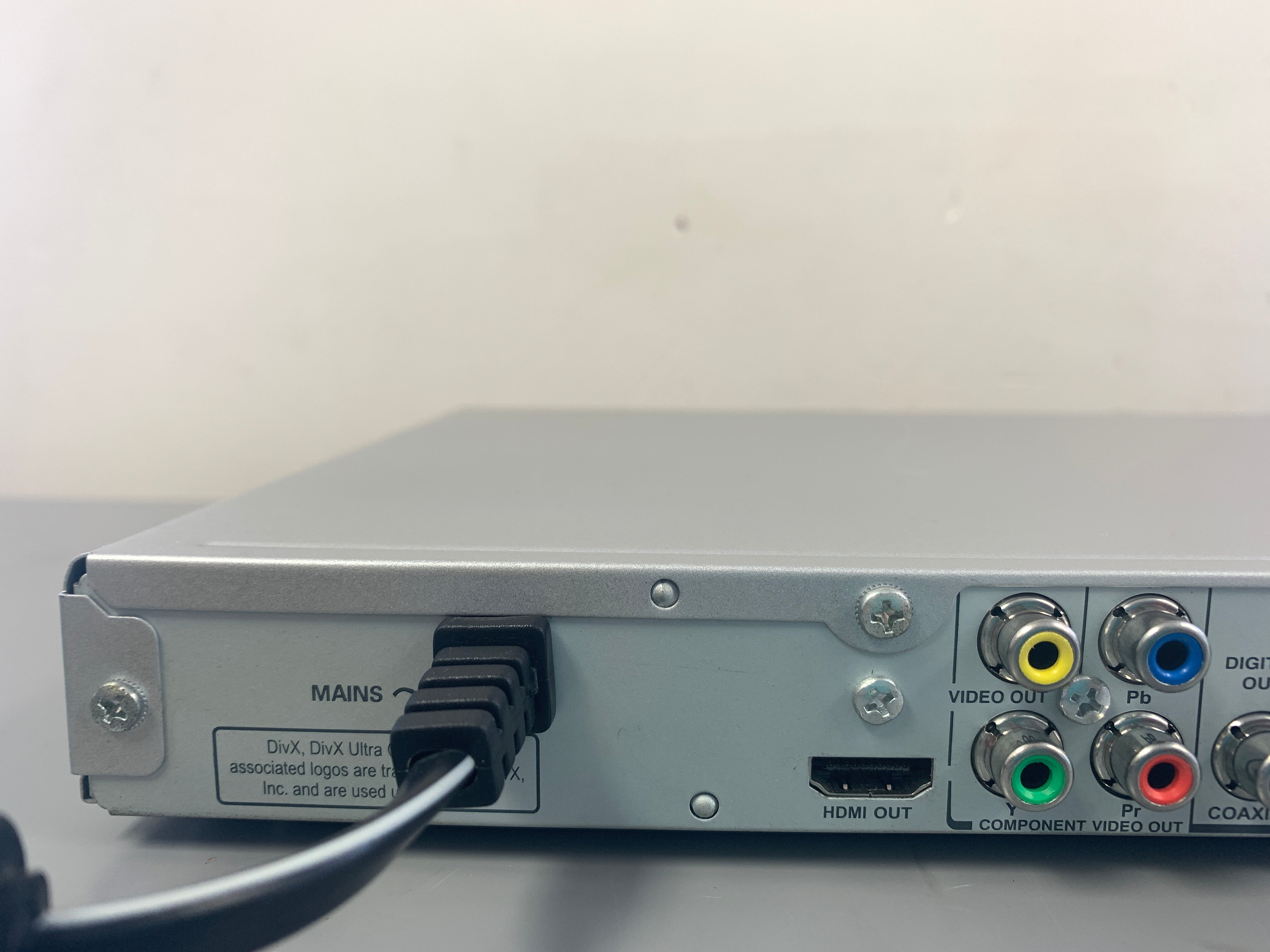 Philps DVP5960/37 DVD/CD Player – The Turntable Store