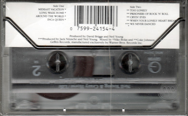 Neil Young & Crazy Horse : Life (Cass, Album)