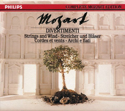 Wolfgang Amadeus Mozart : Divertimenti (Strings And Wind) (5xCD + Box, Comp, Sli)