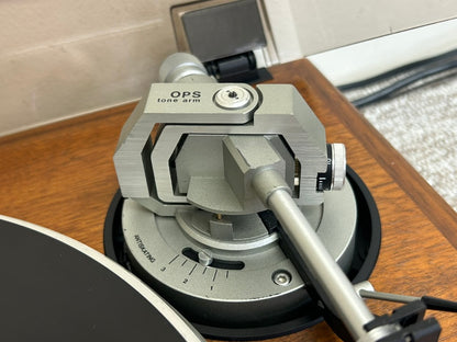 Dual CS-5000 Belt Drive Turntable * Quartz Locked * Stanton Cartridge * Fully Serviced * Manuals * Local Pickup Only