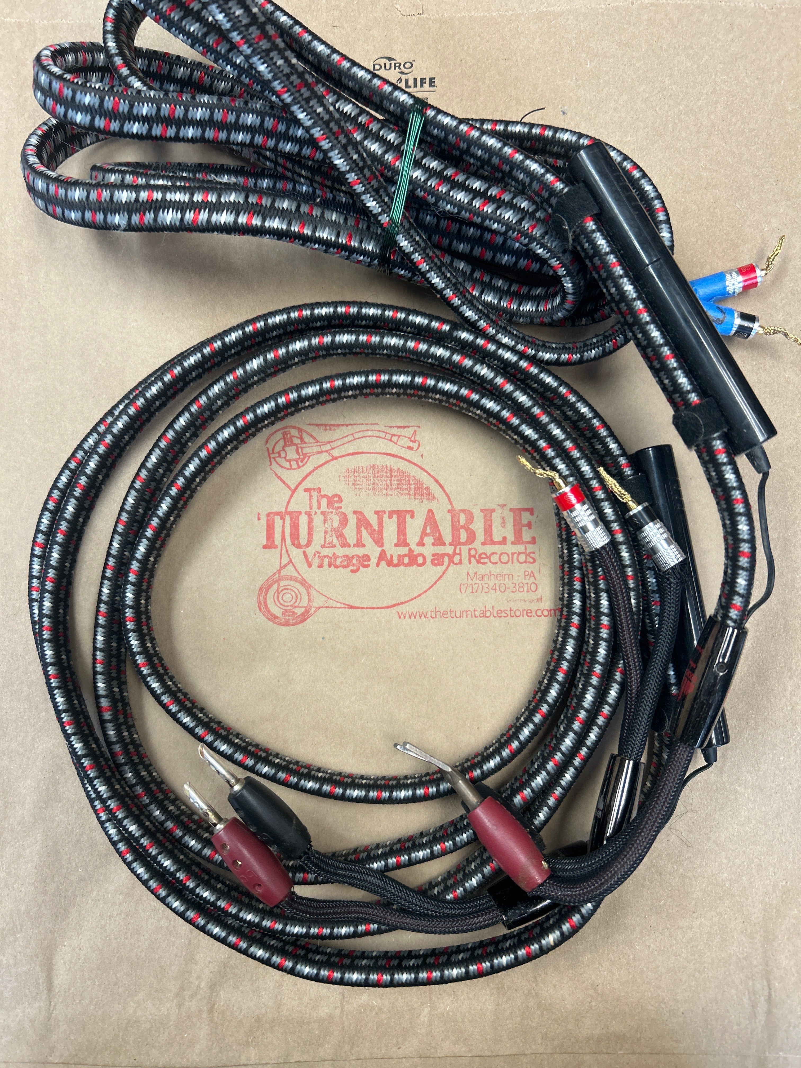 AudioQuest Rockefeller 2.5 MT w/ DBS 72V Speaker Cable Pair