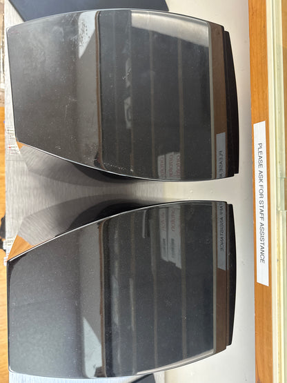 Aerial Acoustics 5T High Gloss Ebony Speakers with Kanto Metal Stands