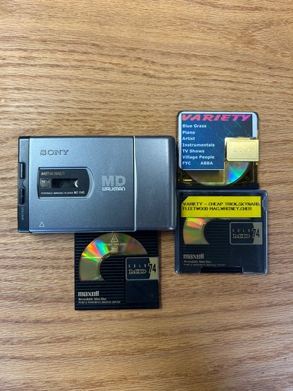 Sony Walkman MZ-E40 Mega Bass Minidisc Player Bundled w/ 3 MiniDiscs