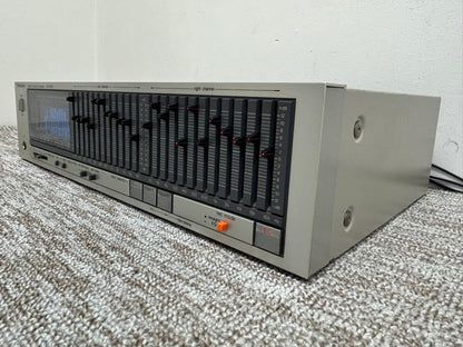 Technics SH-8055 Stereo Graphic Equalizer with Spectrum Analyzer and Technics RP-3215E Condenser Microphone * Fully Serviced