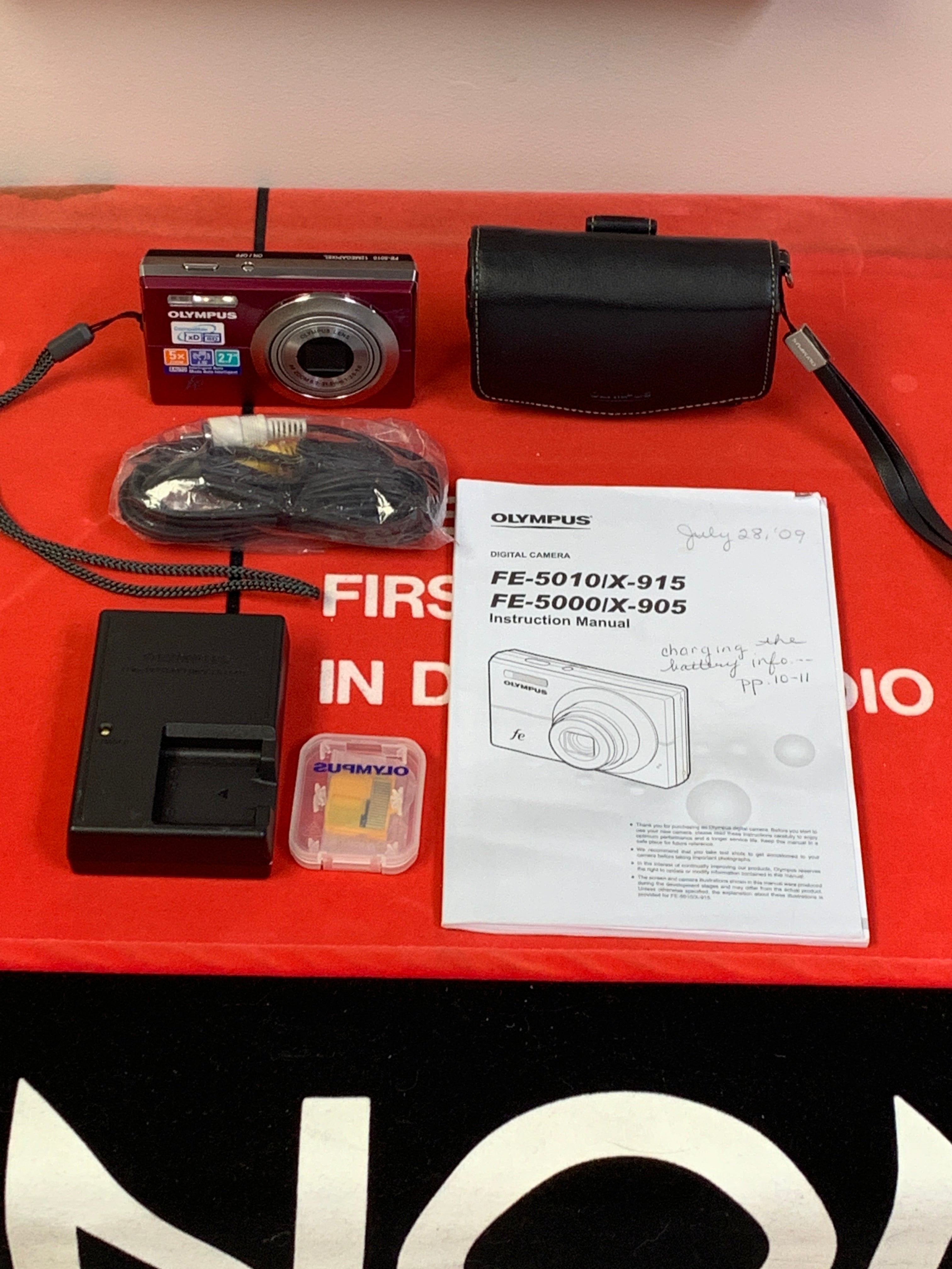 Olympus FE-5010 Red / Plum Digital Camera w/ Box, Instructions