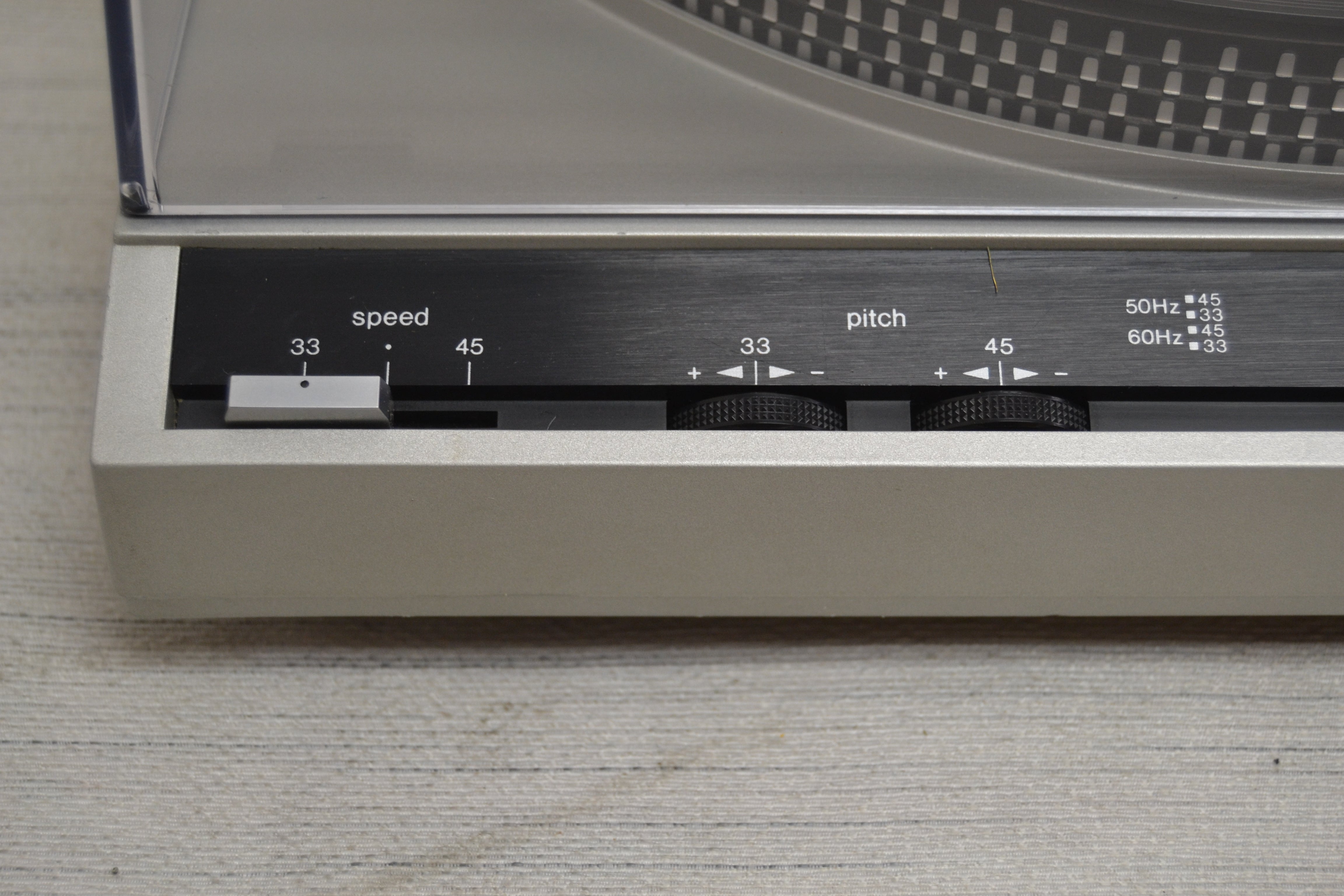 Technics SL-220 Auto Return Turntable * Fully Serviced * NEW AT3600 Cartridge