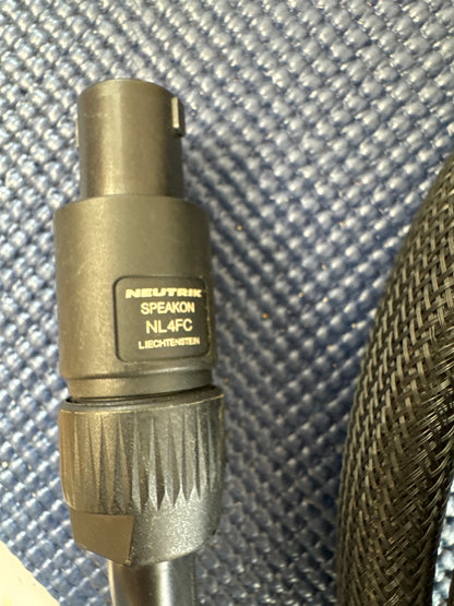 SIGNAL CABLE - CUSTOM REL SUBWOOFER CABLE WITH SPEAKON CONNECTOR TO SPADES, 6 FEET