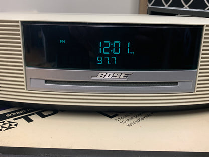 Bose Wave CD Player & Radio AWRCC2 White w/Remote