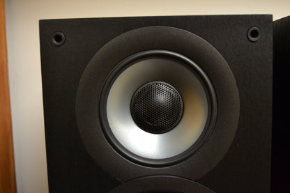Elac Uni-Fi 2.0 Bookshelf Speakers