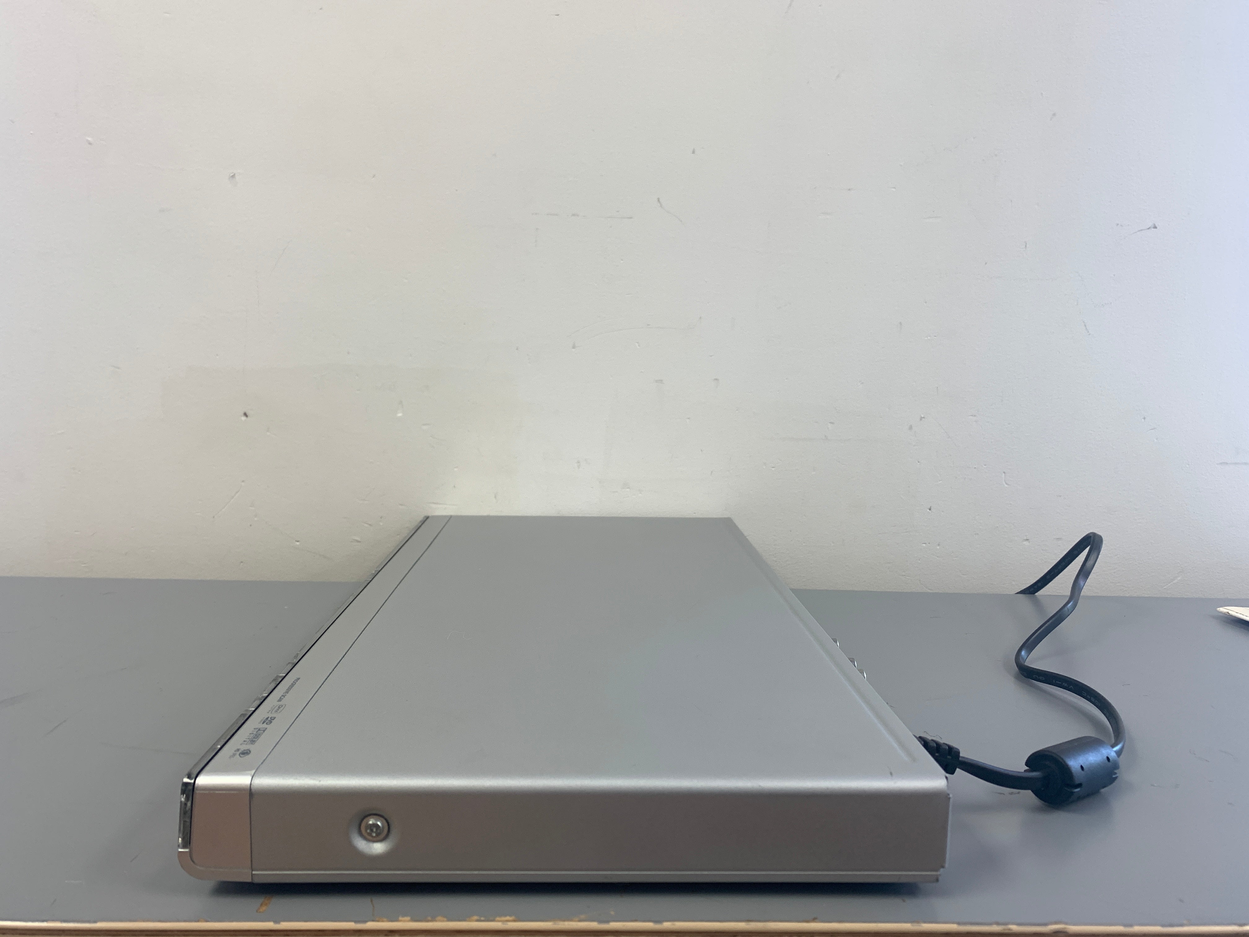 Philps DVP5960/37 DVD/CD Player – The Turntable Store