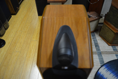 Bower & Wilkins B&W CDM-9NT Floor Standing Speakers * Local Pickup Only