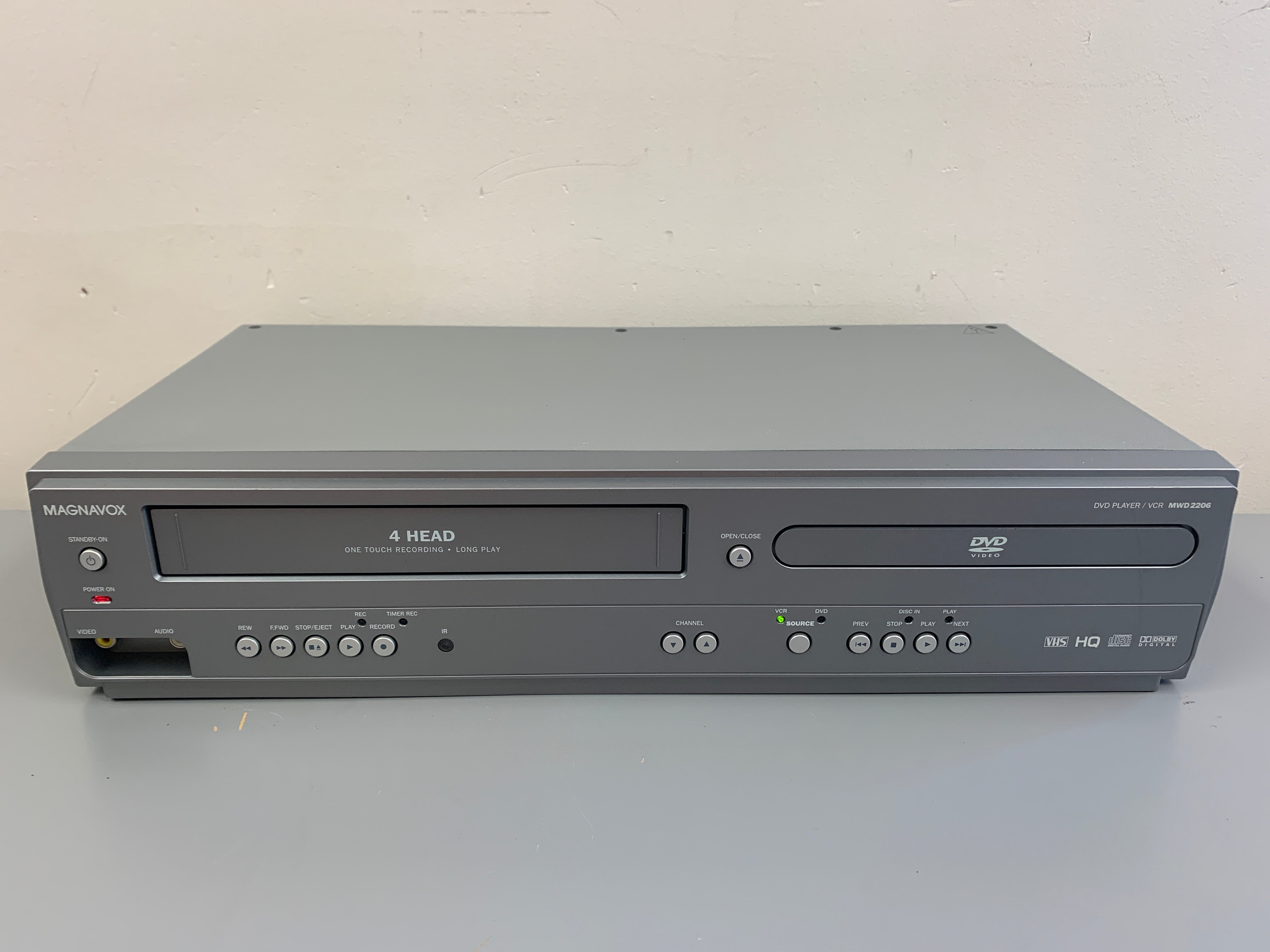 Magnavox MWD2206 DVD/VCR Player * Fully Serviced *