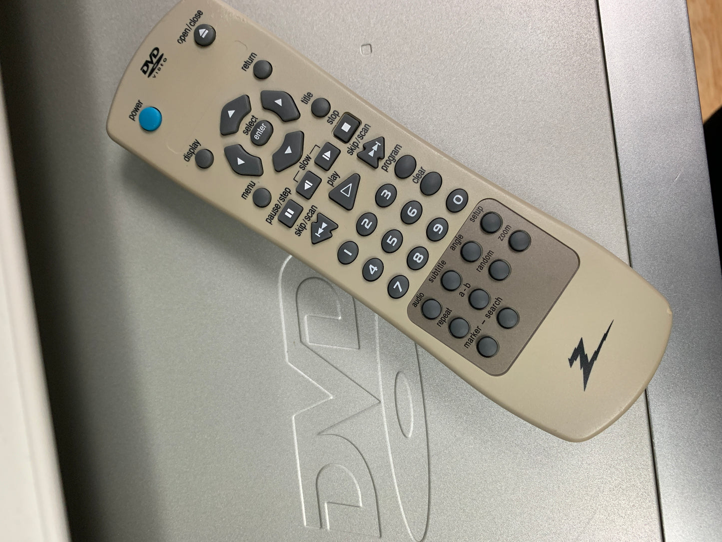 Zenith DVB312 DVD/CD Player * Remote
