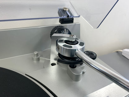 Technics SL-235 Turntable