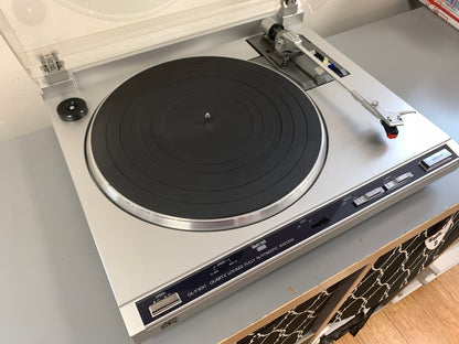 JVC QL-F300 Fully Automatic Turntable