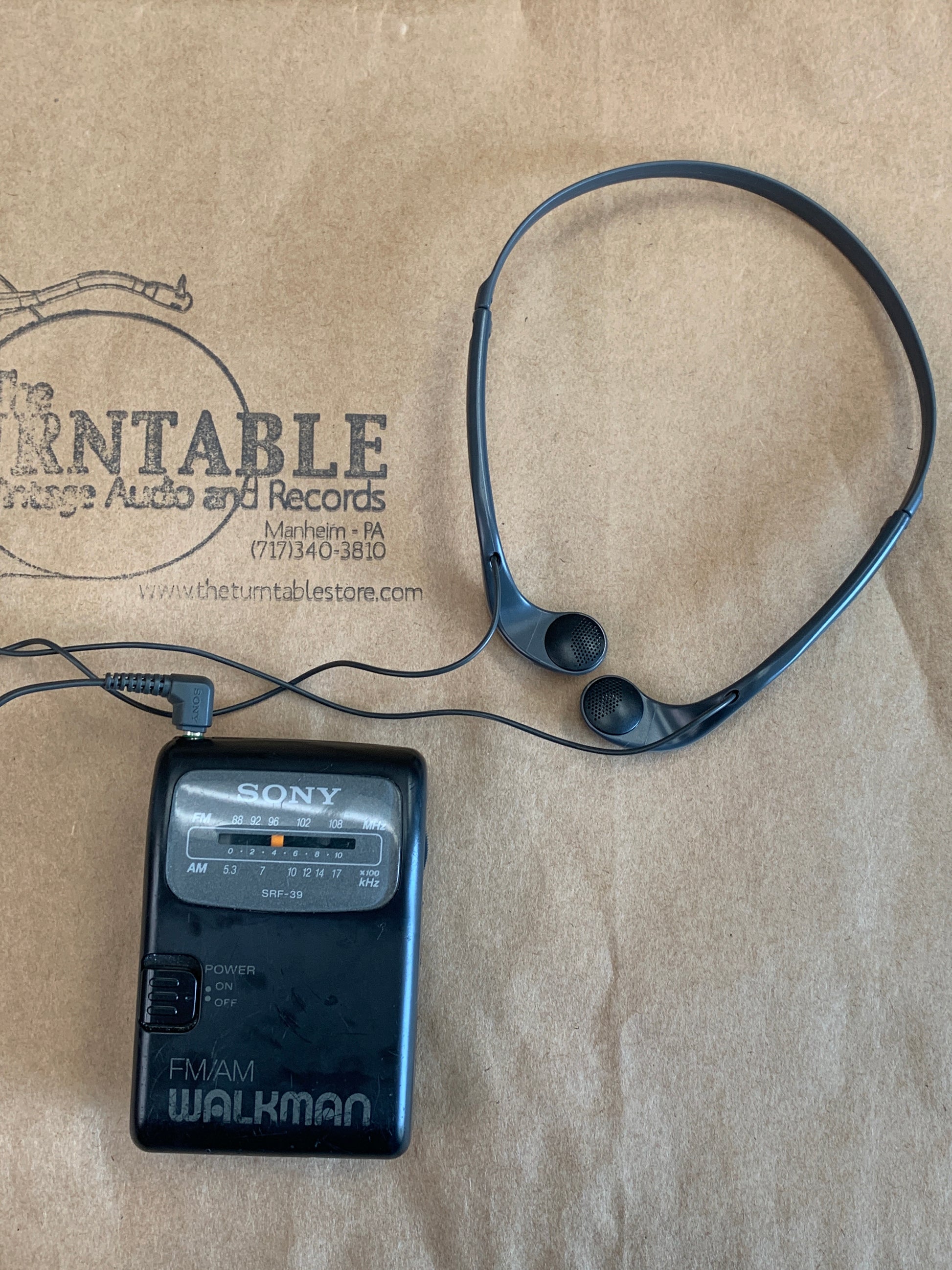 Sony FM/AM Walkman & Headphones – The Turntable Store