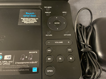 Sony DVP-FX730 Portable DVD Player 7in *w/ charger