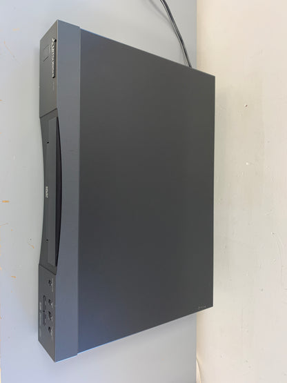 Mitsubishi DD-3000 DVD/CD Player