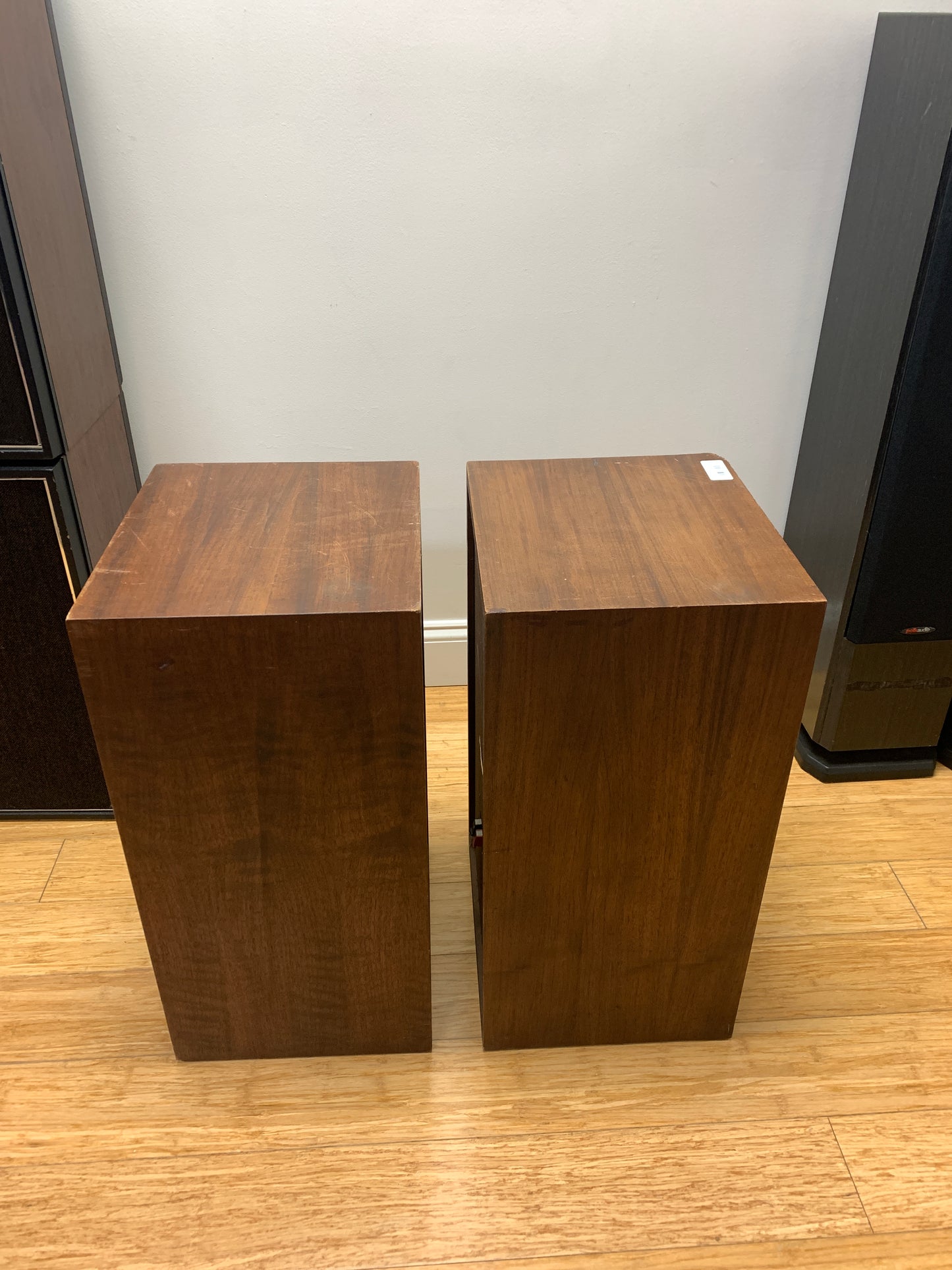 Fisher XP-56 Speakers